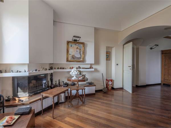 Appartamento in Villa Storica Ristrutturata